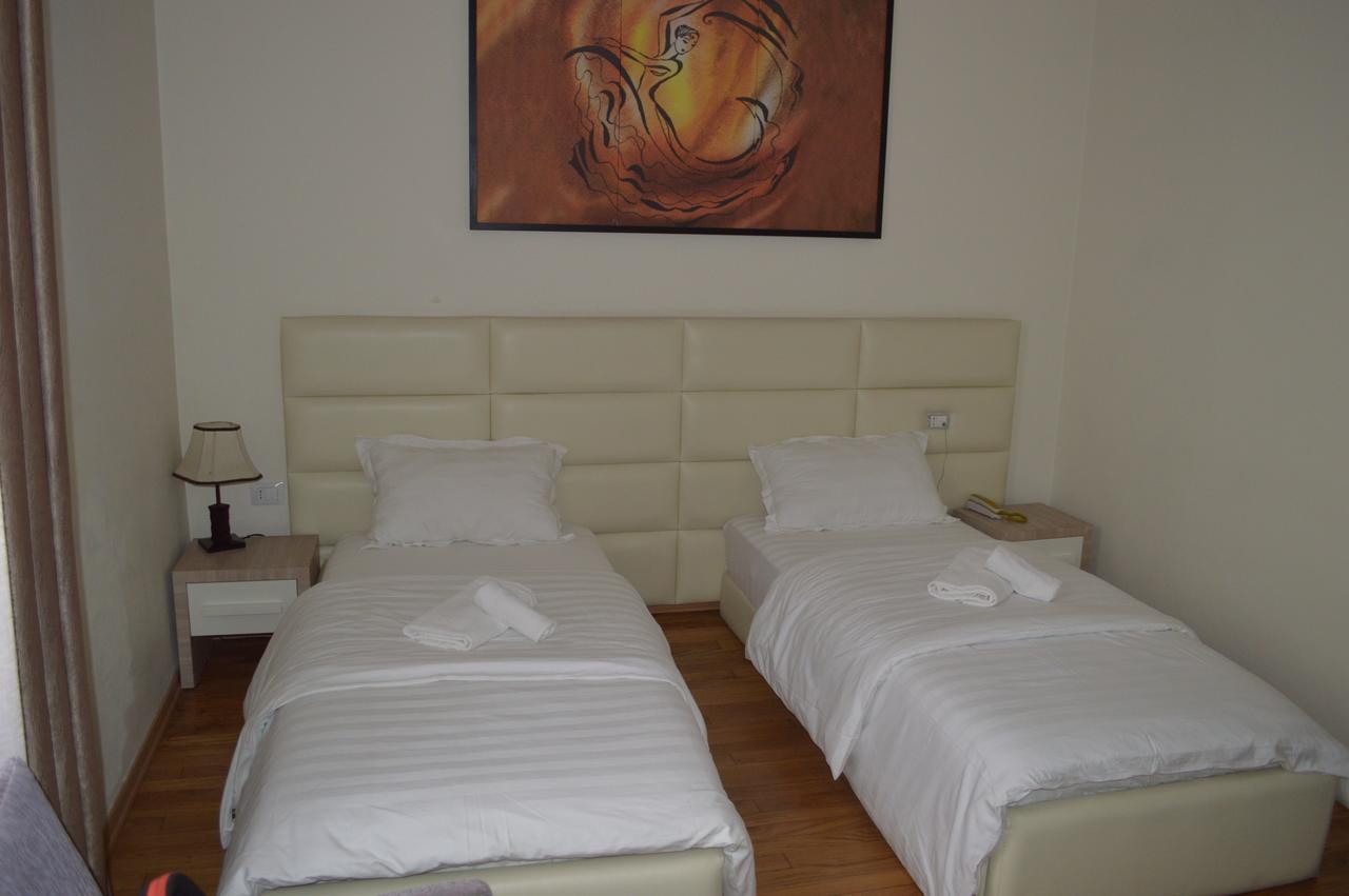 Living Hotel Tirana Exterior photo