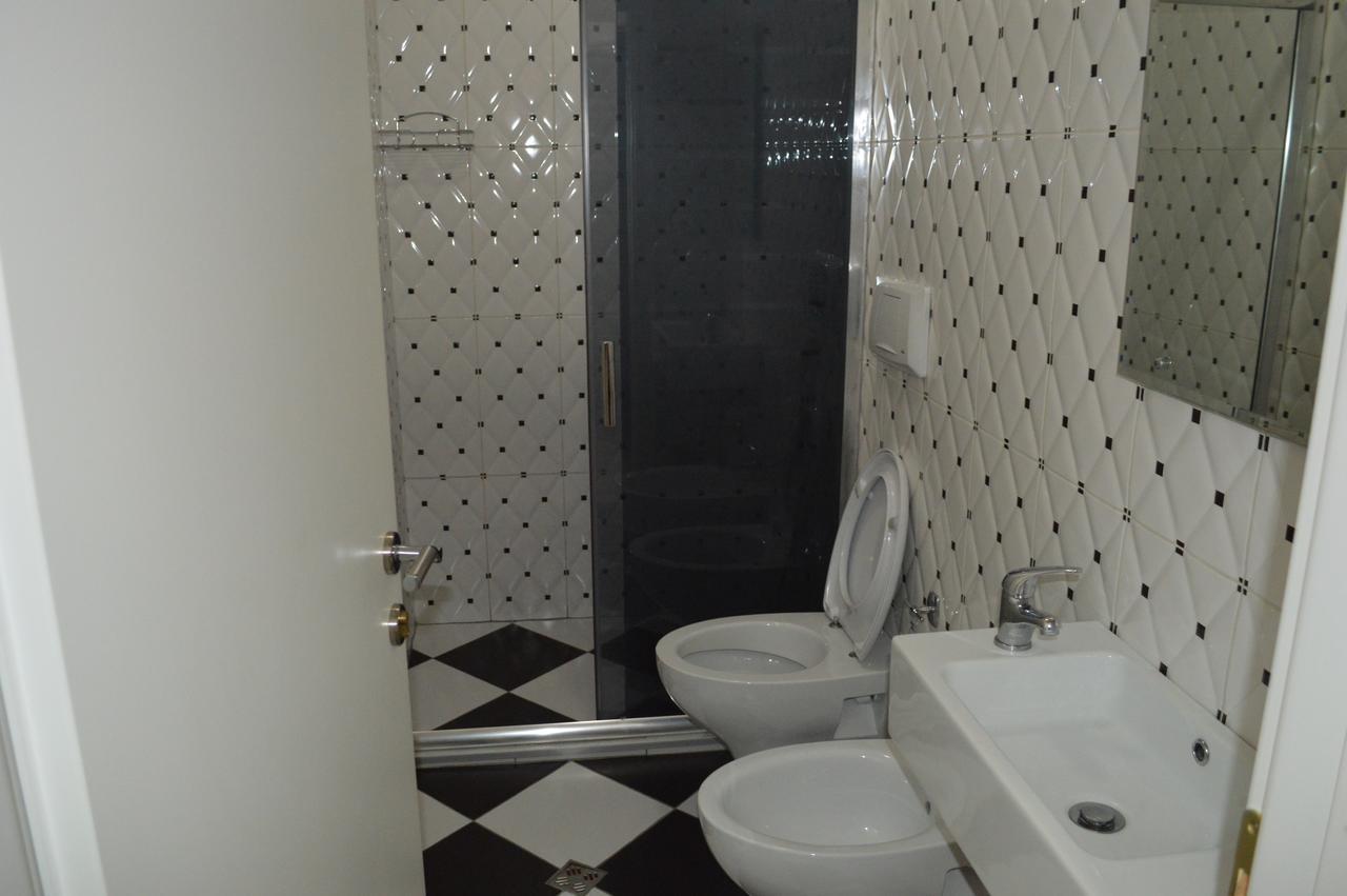 Living Hotel Tirana Exterior photo